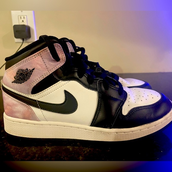 jordan 1 mid tie dye